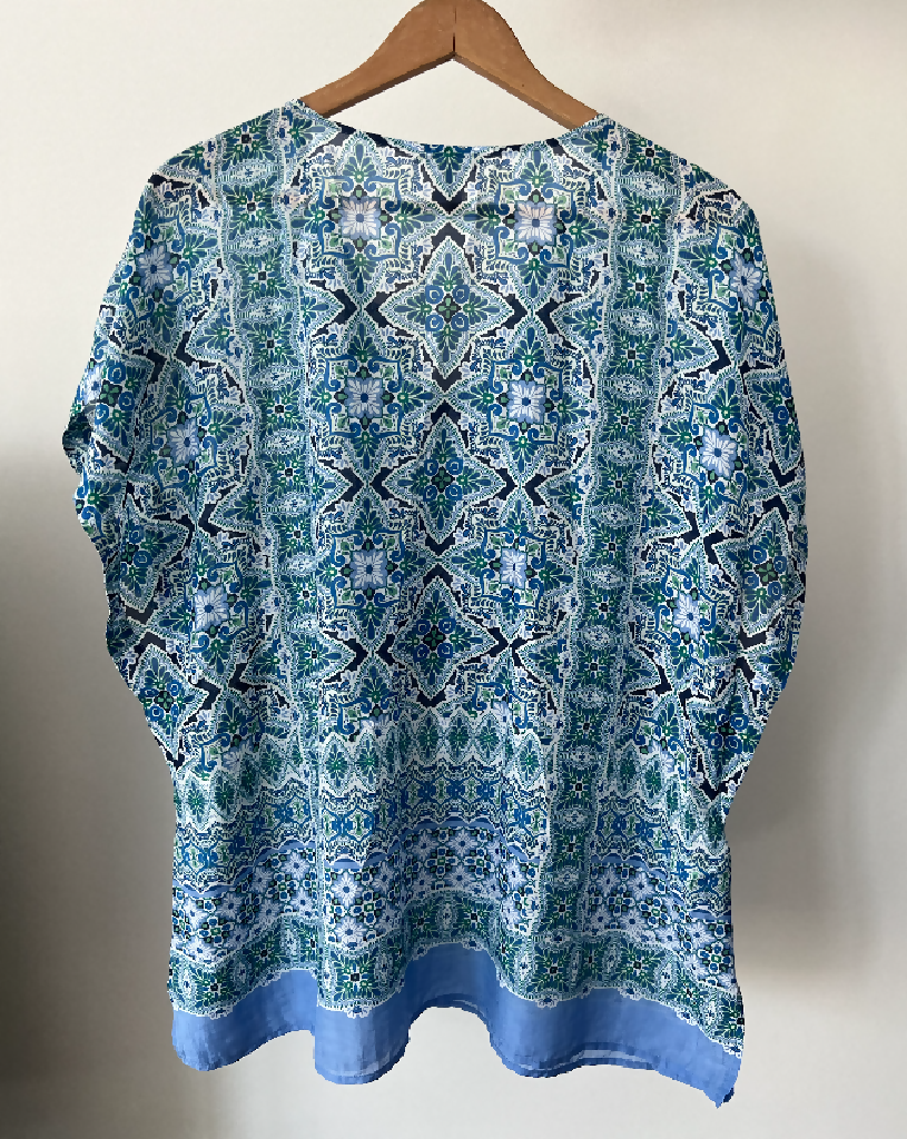 Tommy Bahama Blue and Green Printed Split-Neck Silk Tunic Blouse