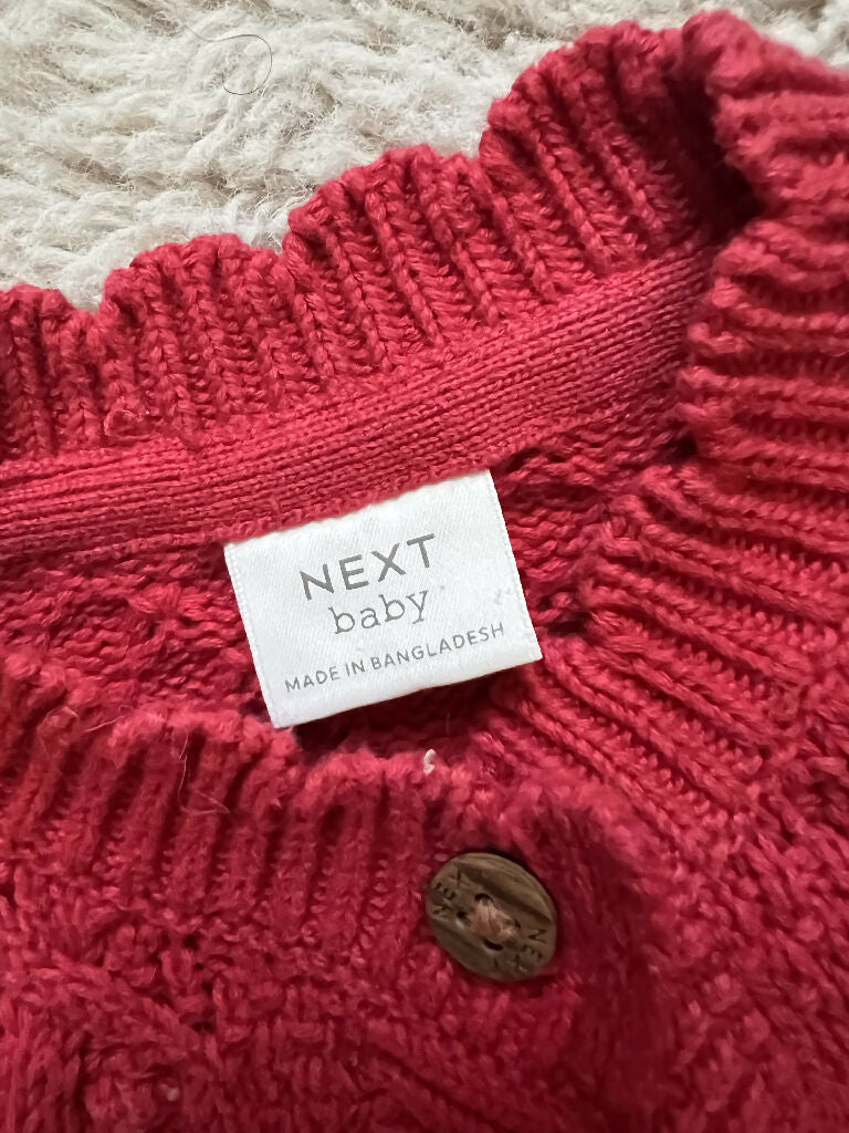 Knitted cardigan