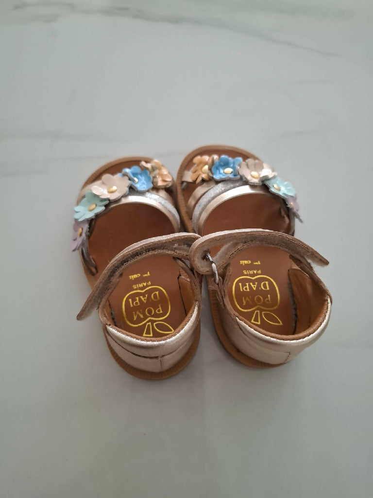 Pom dApi girls shoes